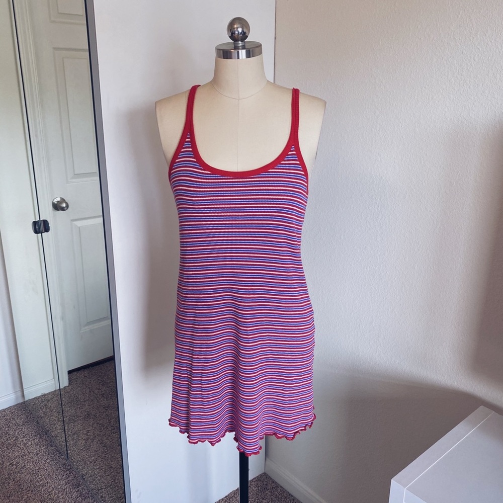 Red vintage dress‎
